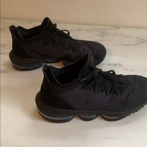 Lebron James Nike Air Basketball Sneakers